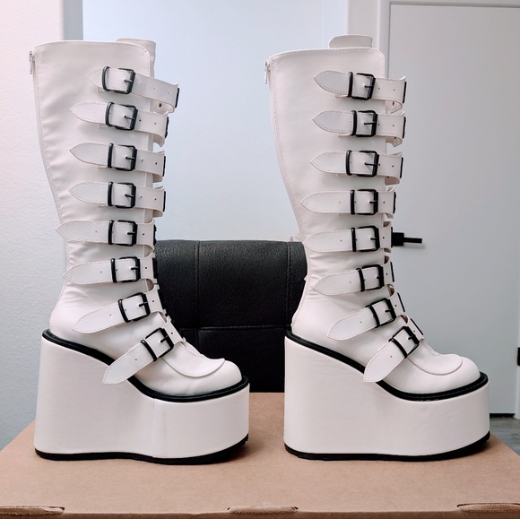 SOLD NIB Demonia Icy Trinity Boots - Picture 3 of 11